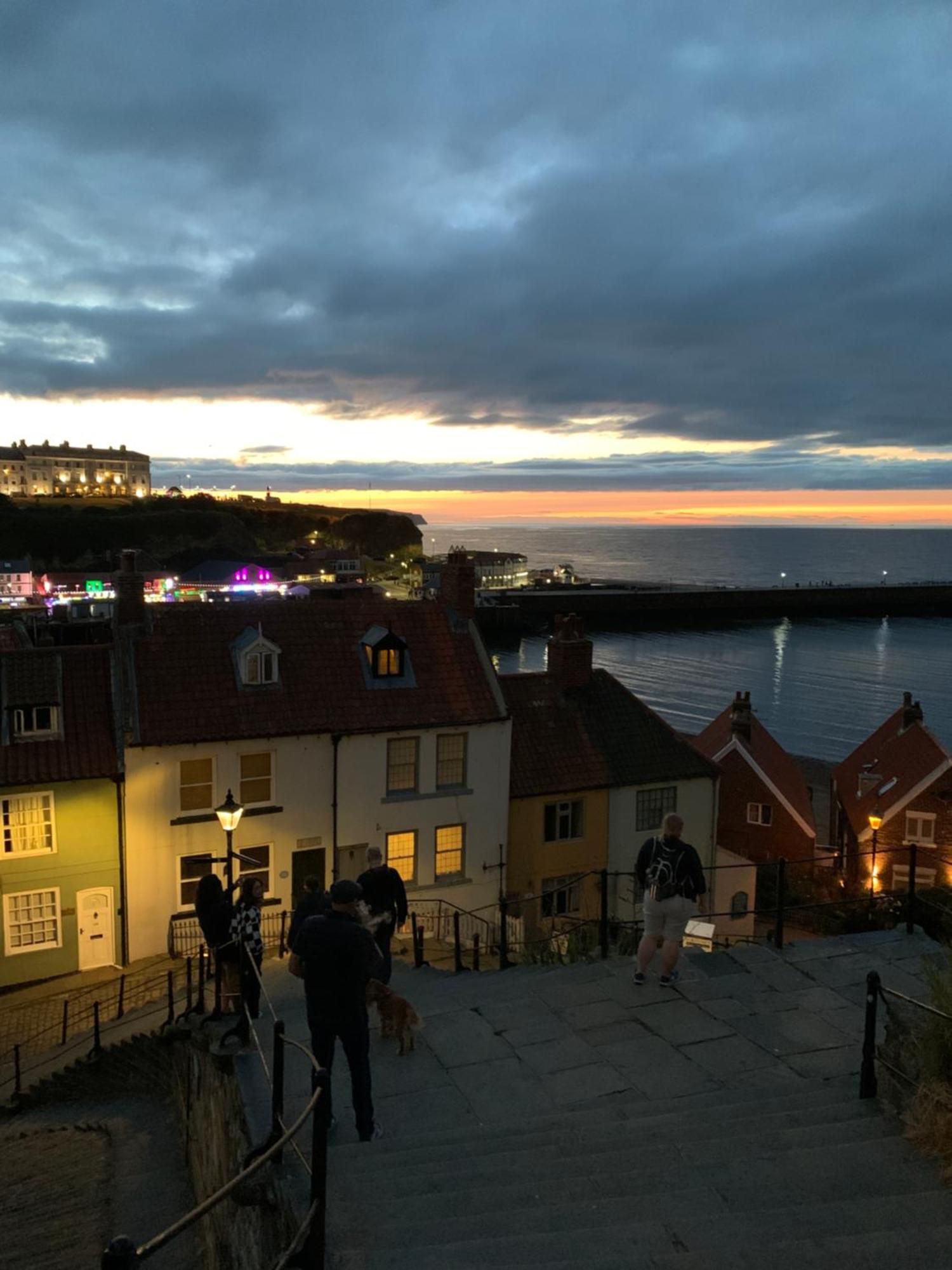 Seaspray Boutique Whitby Apartment Eksteriør billede